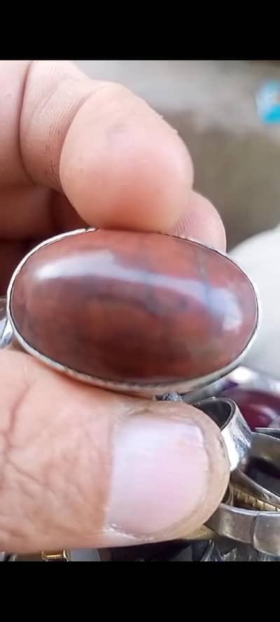 Every type of stones Available in gilit and in chandi