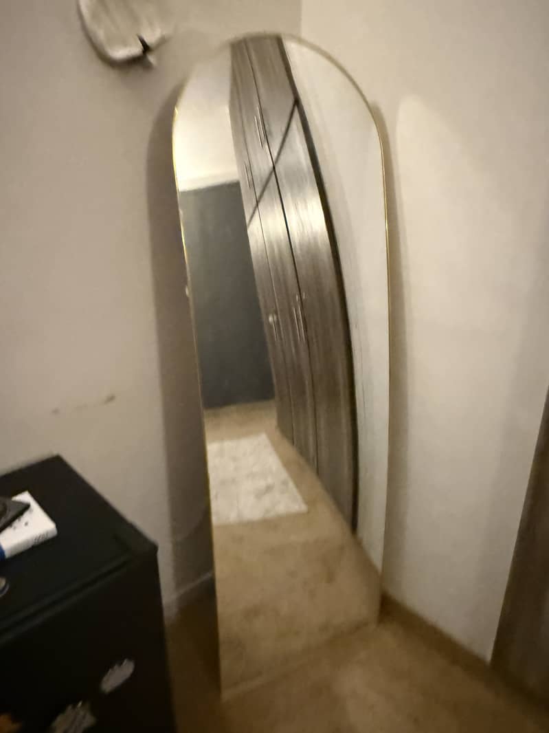 Standing mirror 0