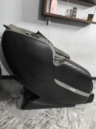 Zero USense Massage chair for sale