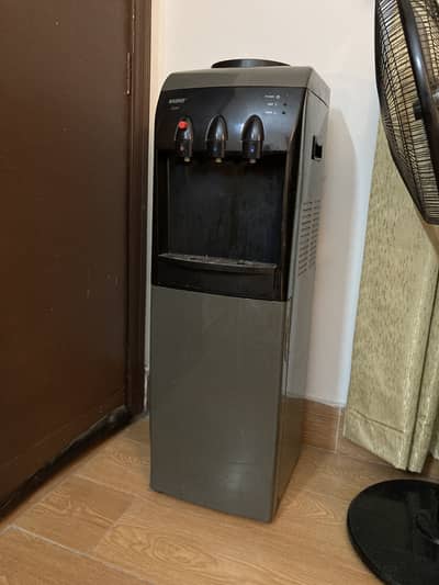 Orient Water Dispensar