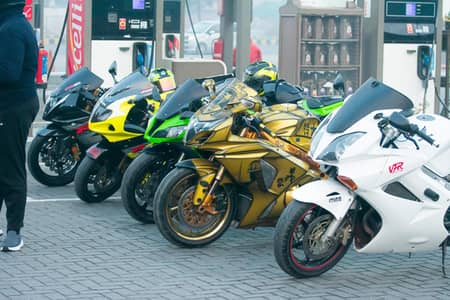 suzuki gsxr heavy bike