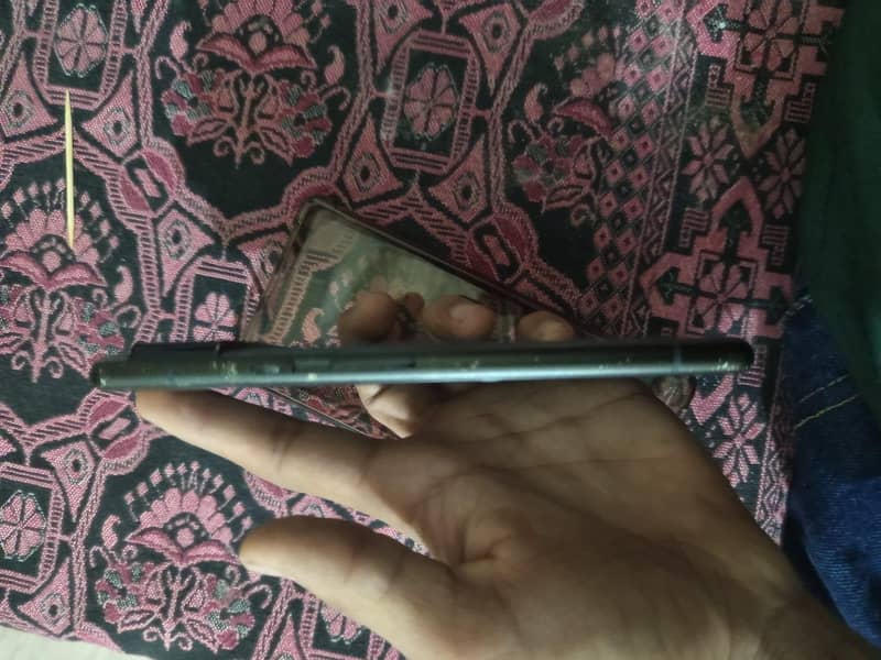 Google Pixel 6 4