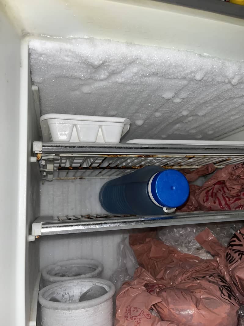 Dawlance fridge 7