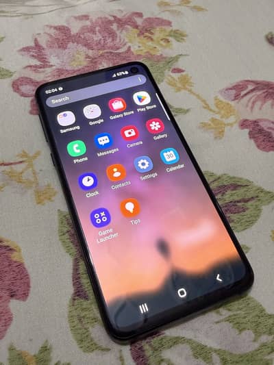 Samsung Mobile S10e