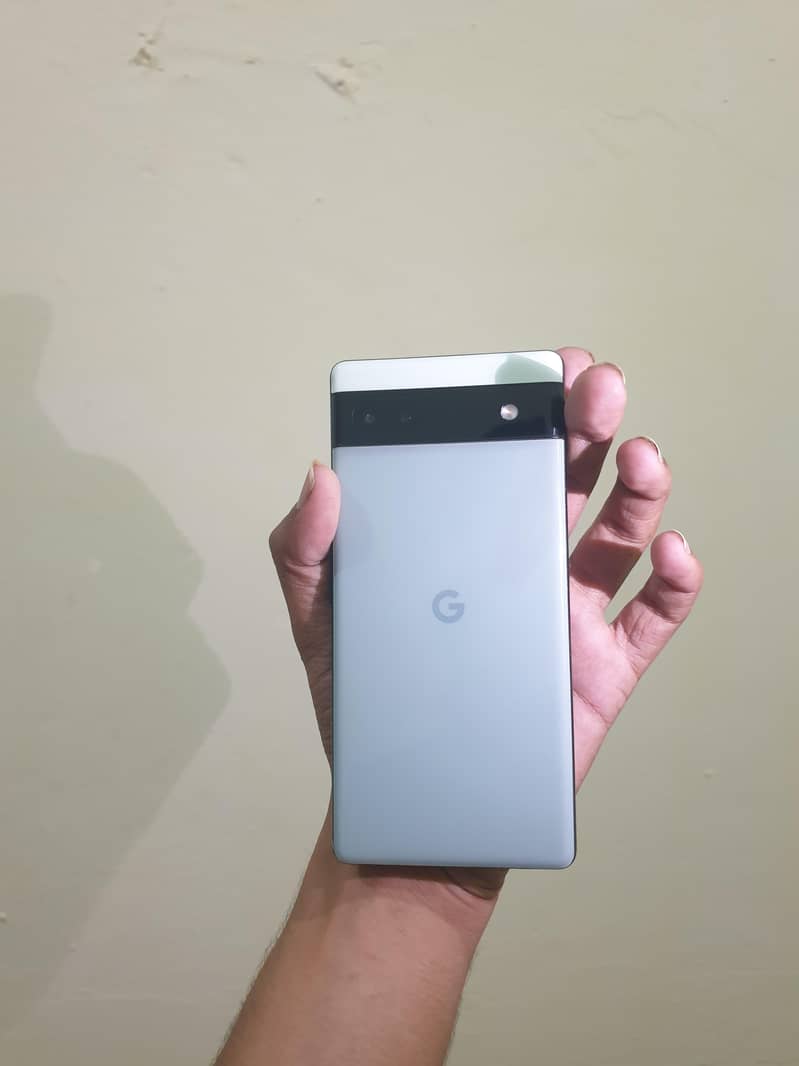 Google Pixel 6a 5