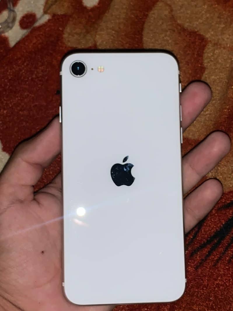 iPhone SE 0
