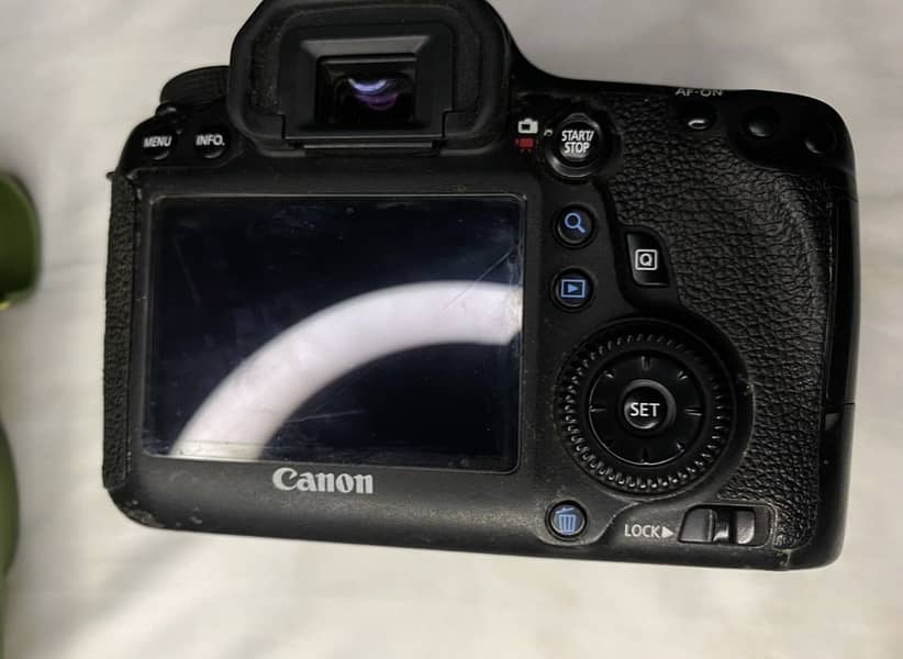 Canon EOS 6D Full Frame DSLR Camera with Box 7