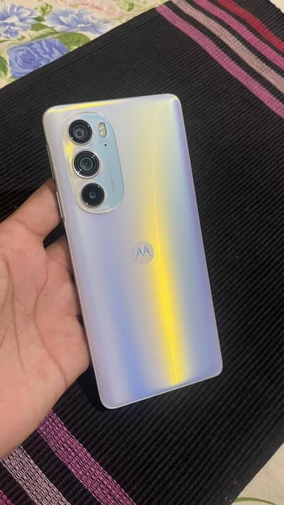 Motorola edge+ UW 2022