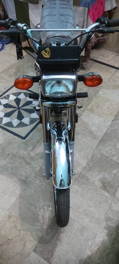 Honda CG-125 2023