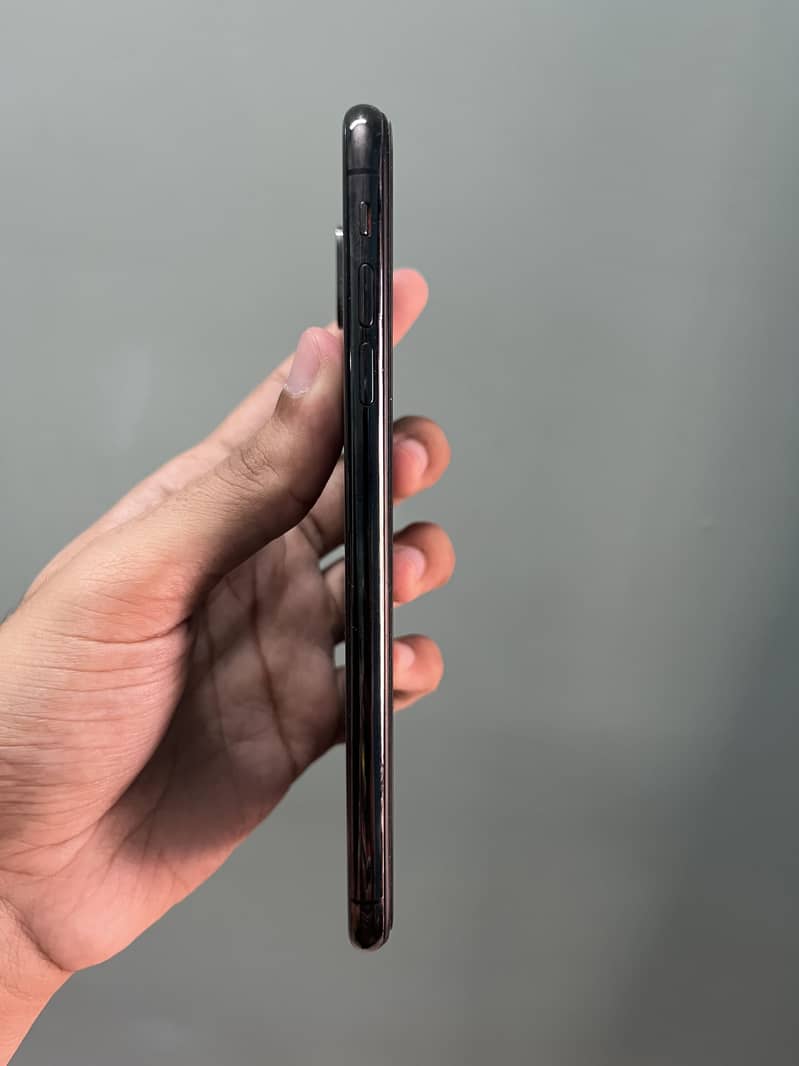 iPhone XS max 2
