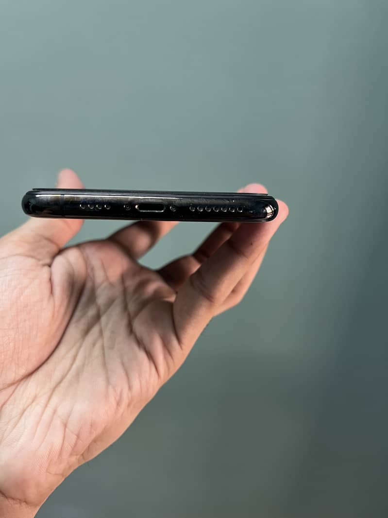 iPhone XS max 3