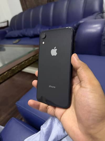 Apple iPhone XR