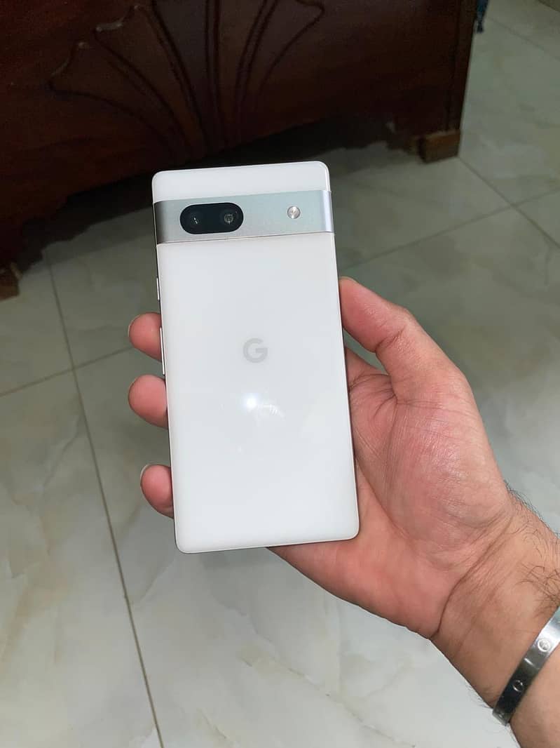 Google Pixel 7a 1
