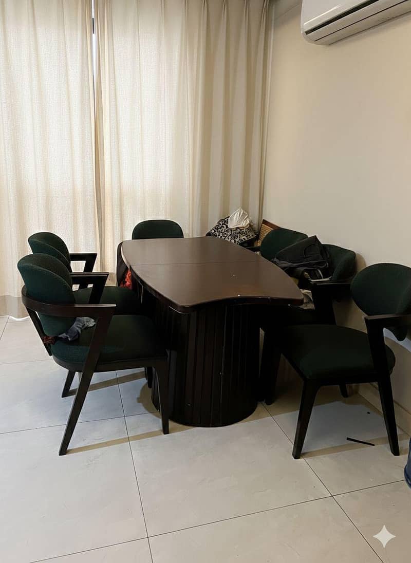 Luxury Dining Table 1