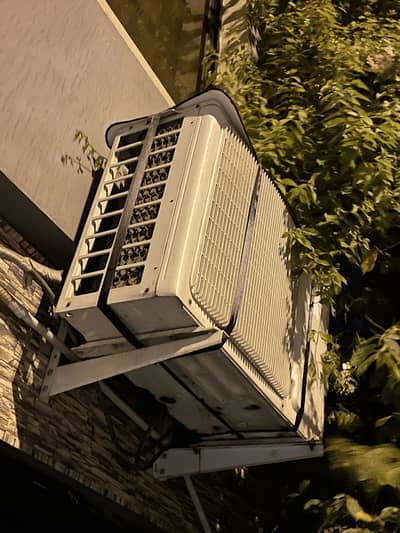Haier 1.5 Ton Ac non inverter.