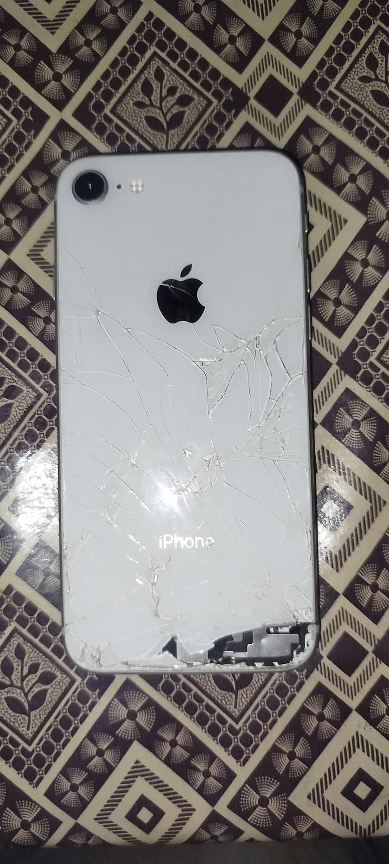Apple iPhone 8 4