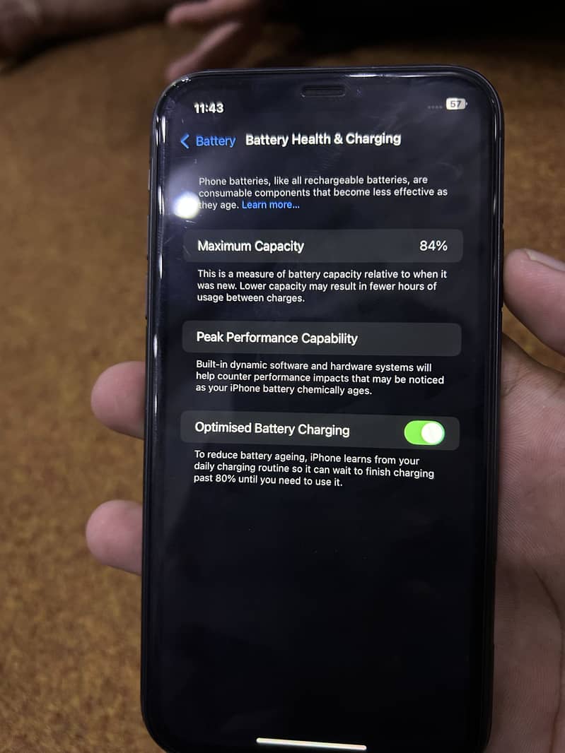 iPhone 11 3