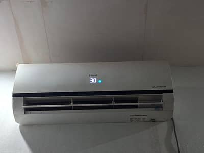 Haier Ac DC invite 1.5 Tan urgent for sale