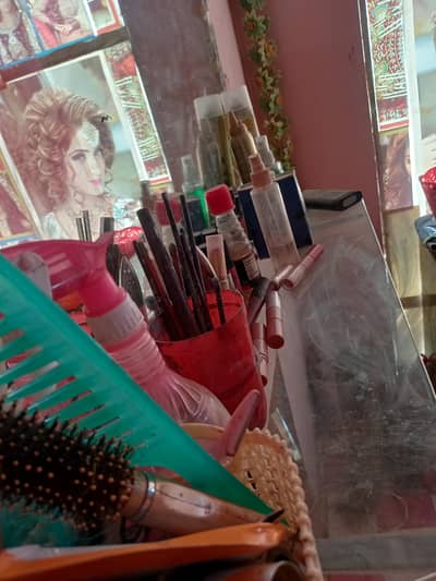 Salon setup