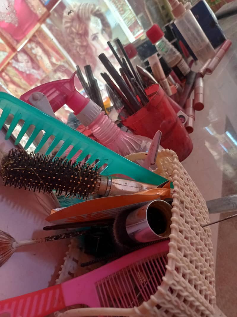 Salon setup 1