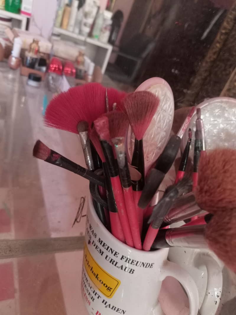 Salon setup 2