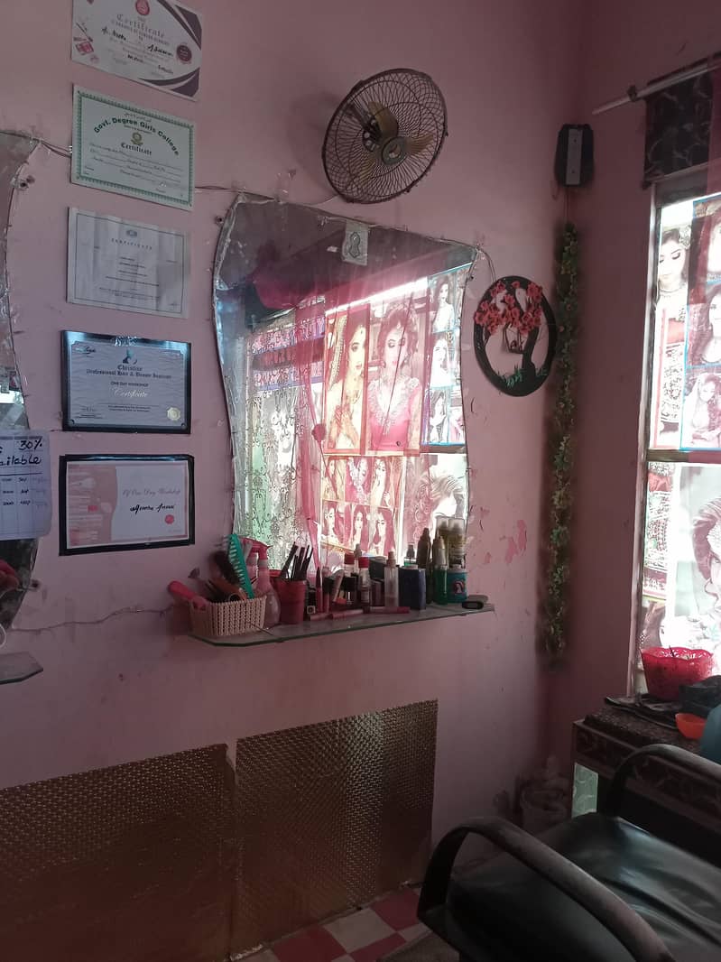 Salon setup 11