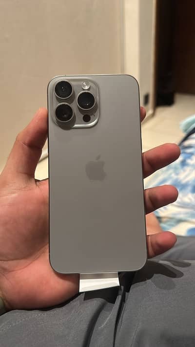 15 pro max 512gb APPLE NON ACTIVE PTA APPROVED