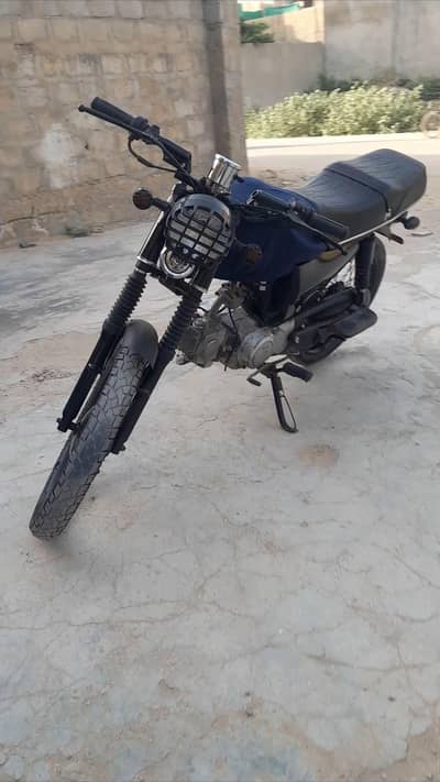 70cc cafe racer bike in black