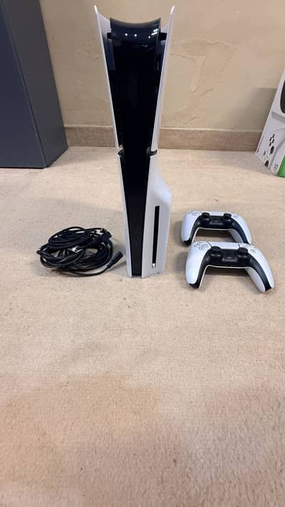 Playstation ps5 slim disc edition UK