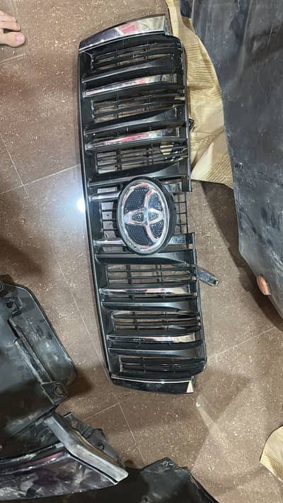 Prado 2010/2011 grill