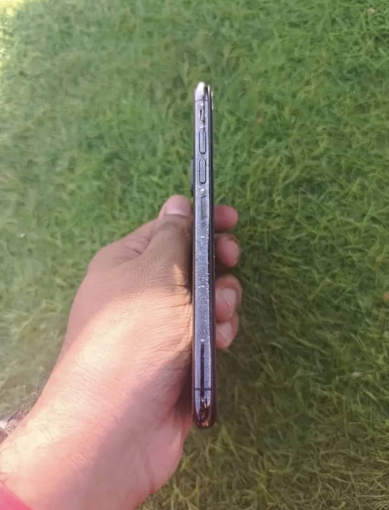 iPhone X Approved 3