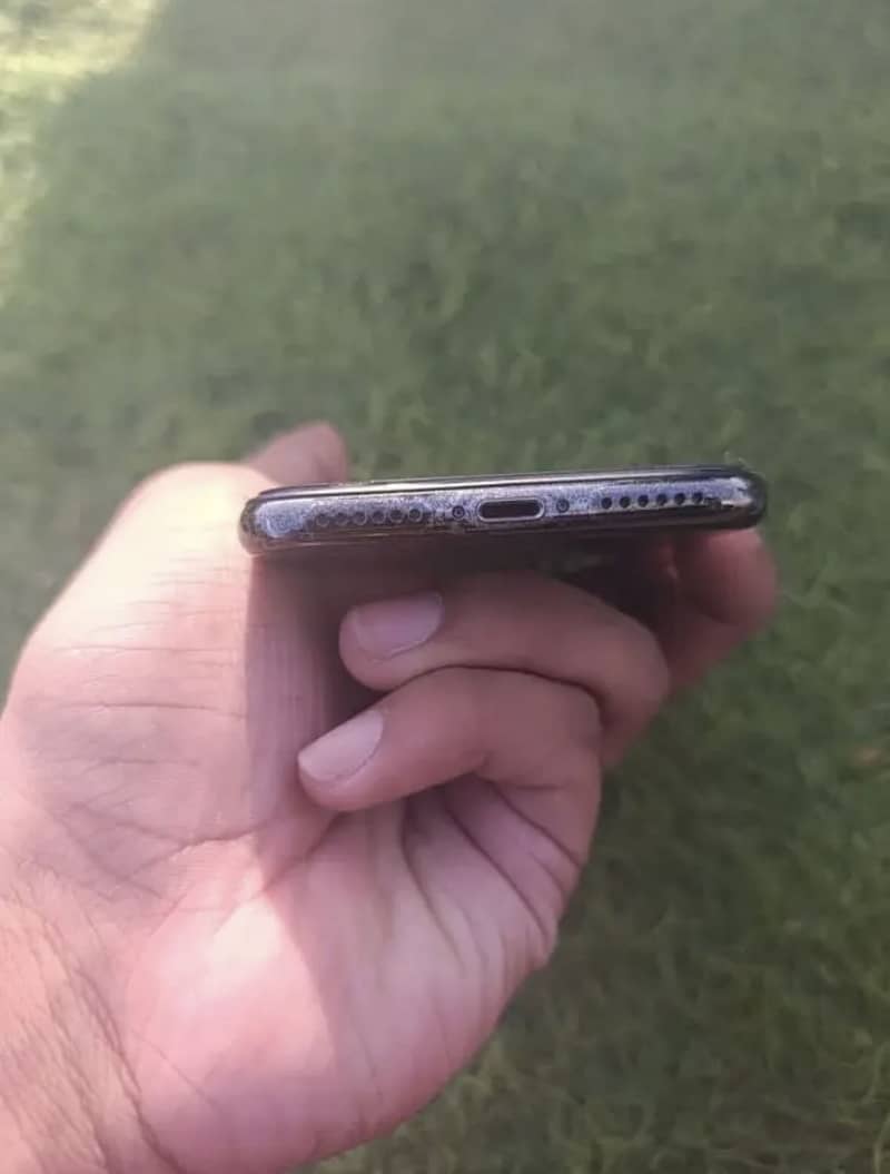 iPhone X Approved 5