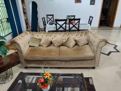 Premium 5 Seater Chesterfield Sofa Set Good Condition, Barely Used