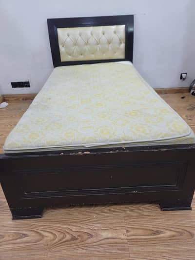 Single Wooden Bed for Sale (Without Mattress)