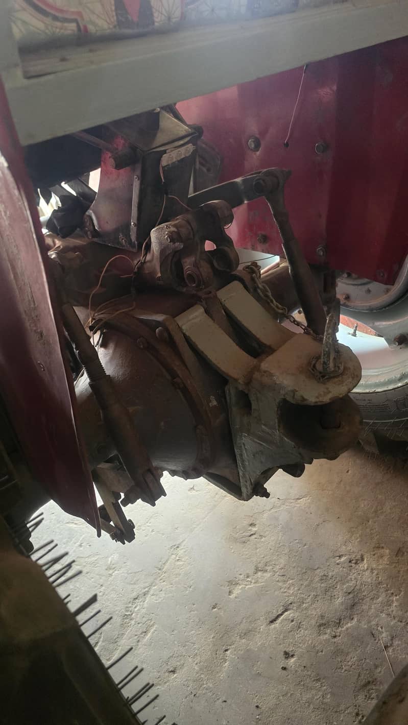 Tractor 5