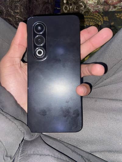 Itel S25 8+6 ram 128 gb
