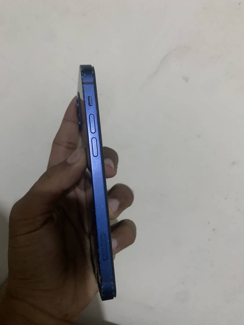iPhone 12 5