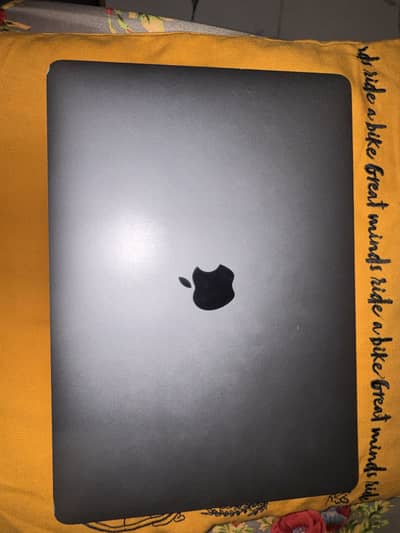 Macbook pro 2020 with touch bar