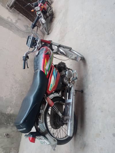 road Prince bike 70cc condition 10 by 10 model 2014 documents all okay