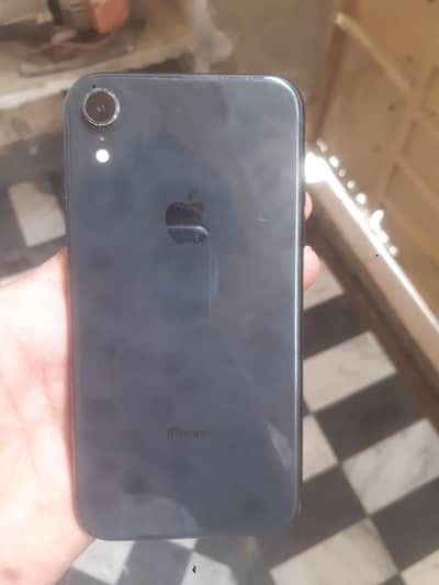 I phone xr 64gb non pta betry health 79