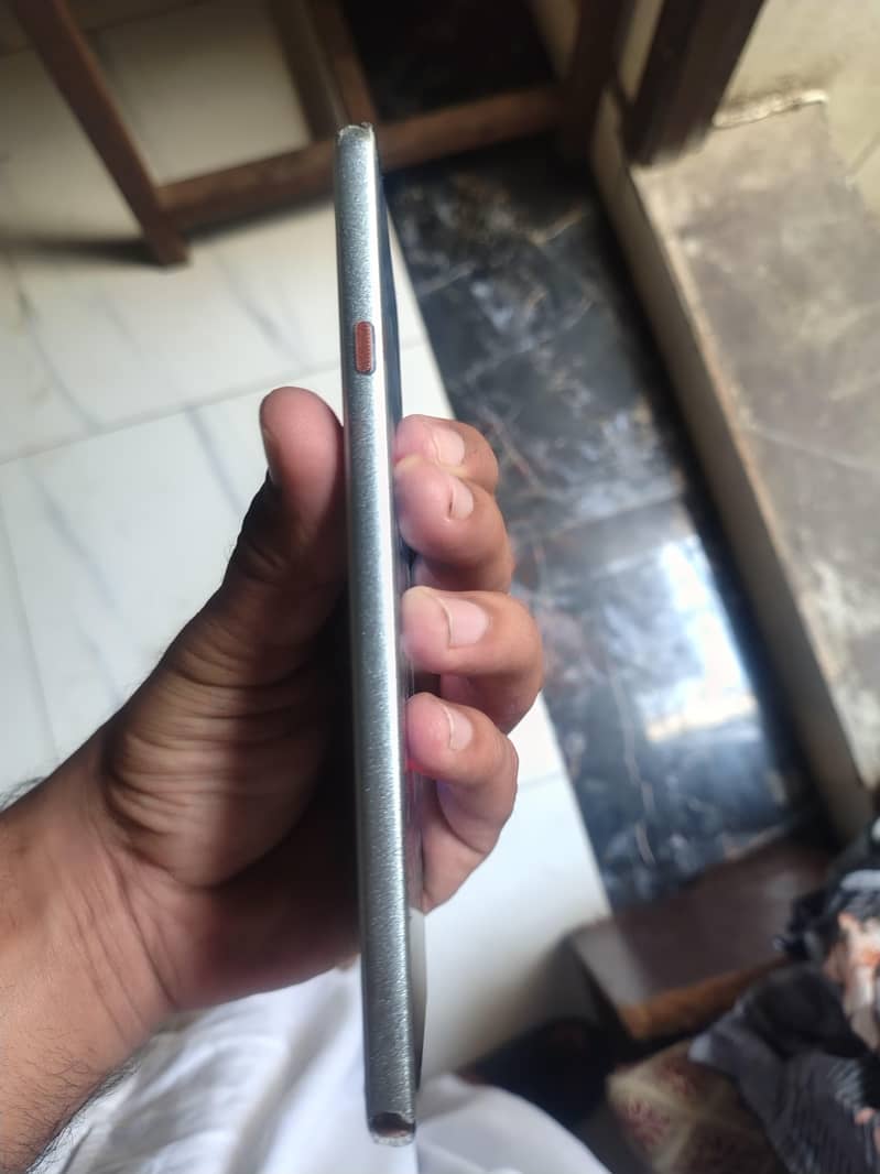 Tecno CAMON 40 1