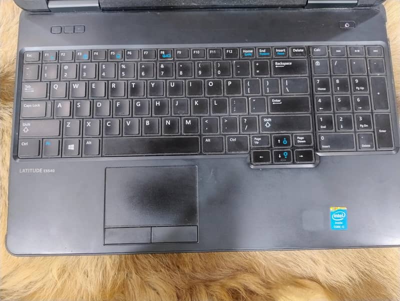 Dell Latitude E5540 1