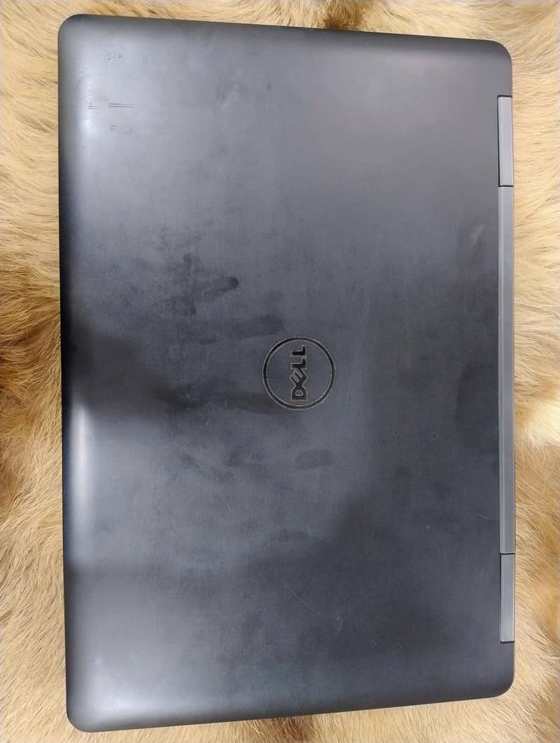 Dell Latitude E5540 3