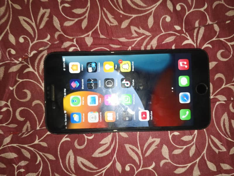 Apple iPhone 7 Plus 4