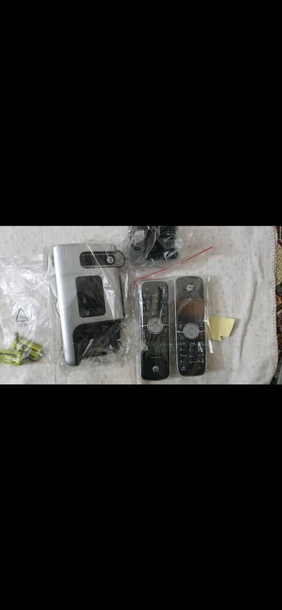 Motorola L-903 with wireless headset