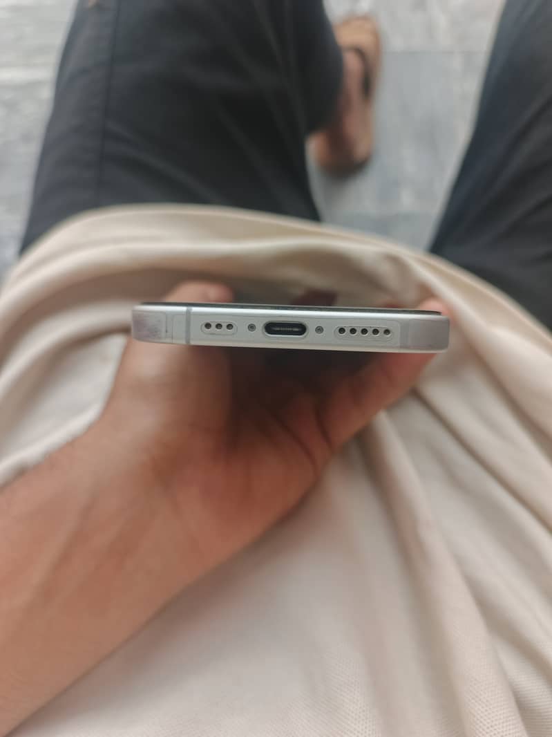 Apple iPhone 17 3