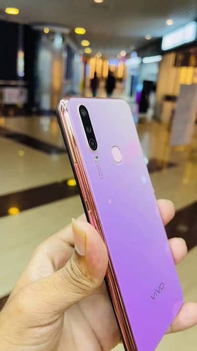 Vivo Y17 8/256