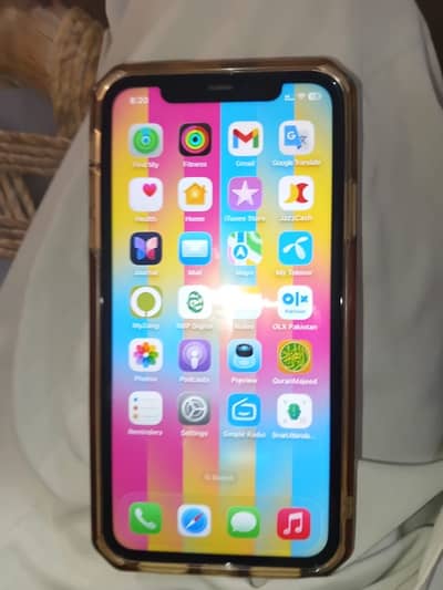 iPhone 11