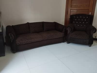 7 seater sofa set in very good condition