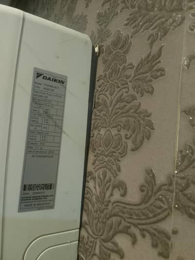 daikin inverter ac heat and cool 2.2ton
